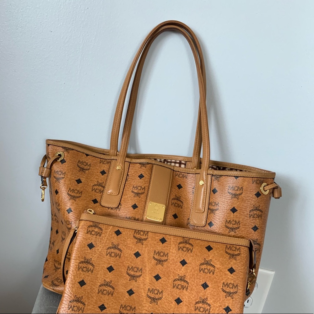 MCM reversible purse , small purse included